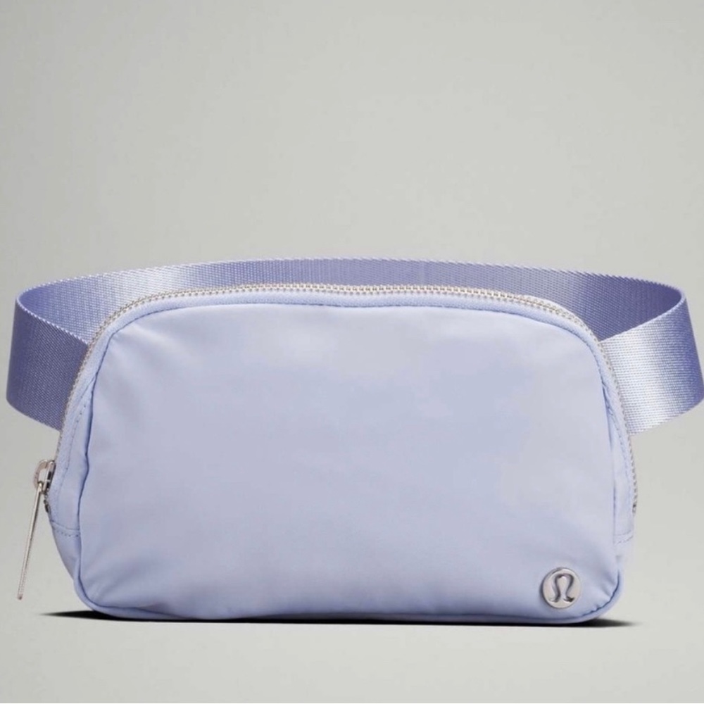 Lululemon Belt Bag NWT
